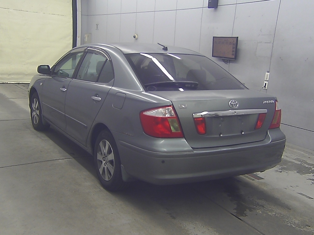 TOYOTA PREMIO