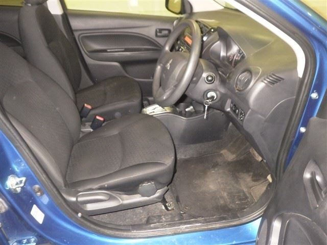 MITSUBISHI MIRAGE