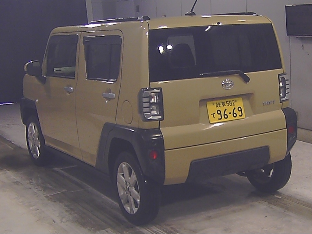 DAIHATSU TAFT