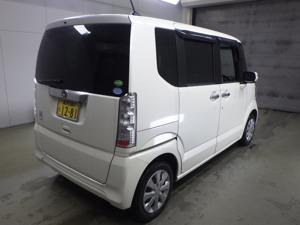 HONDA N-BOX