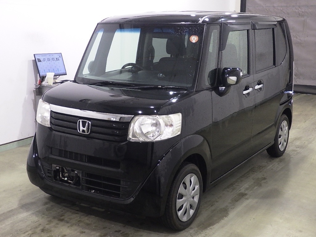 HONDA N-BOX