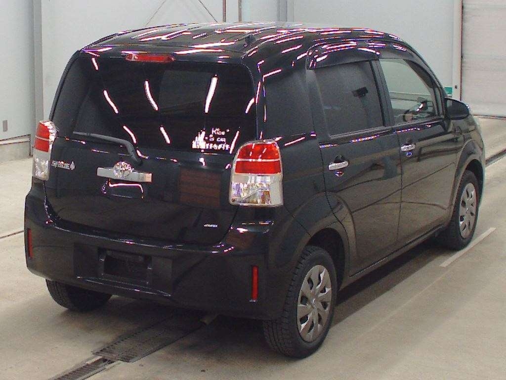 TOYOTA SPADE