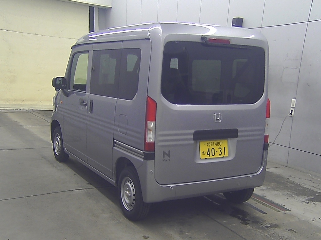 HONDA N-VAN