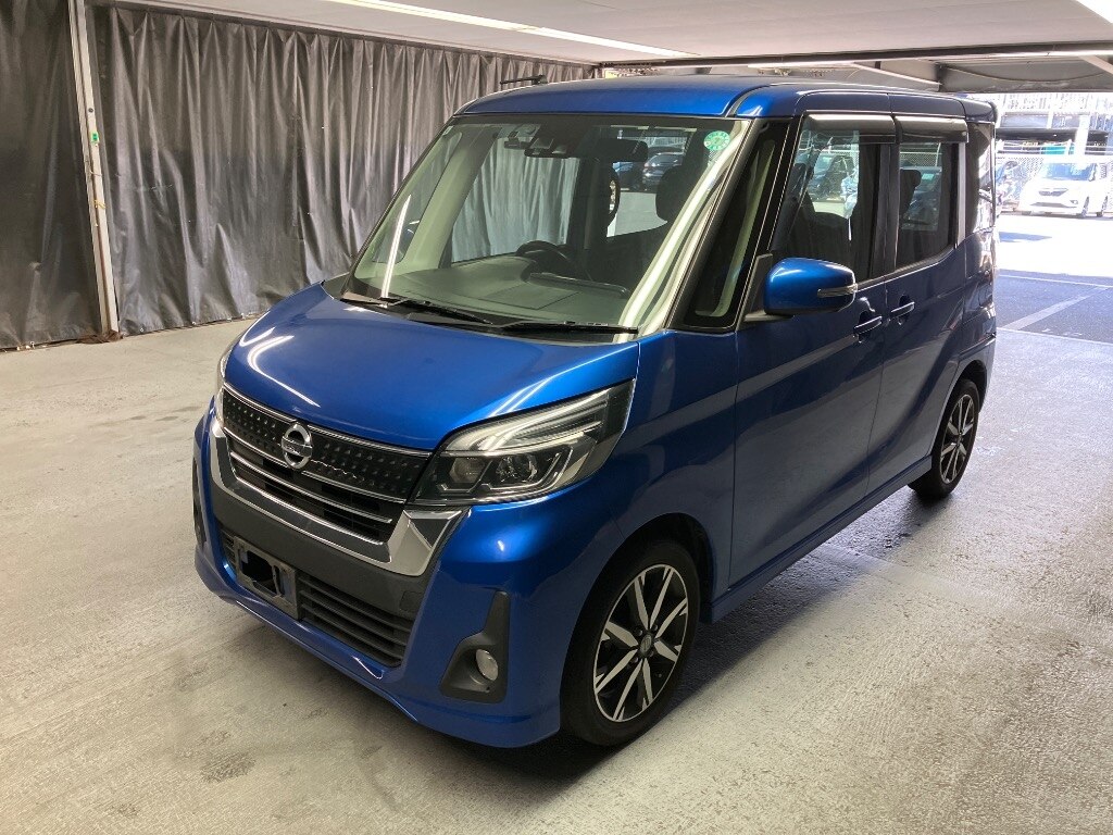 NISSAN DAYZ ROOX