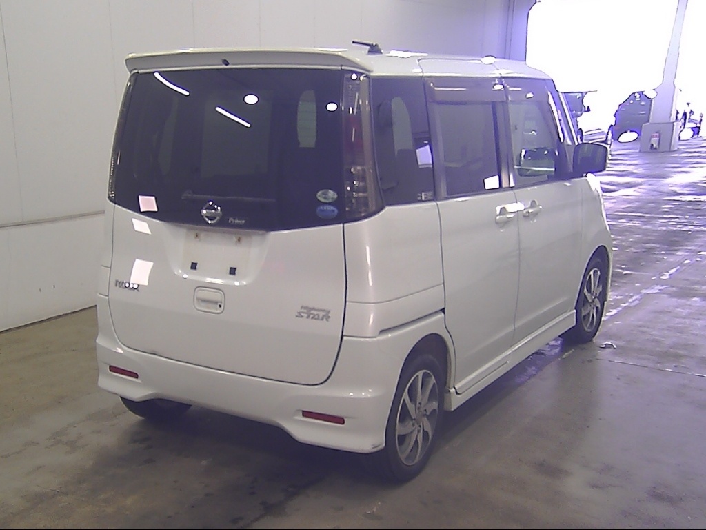 NISSAN ROOX