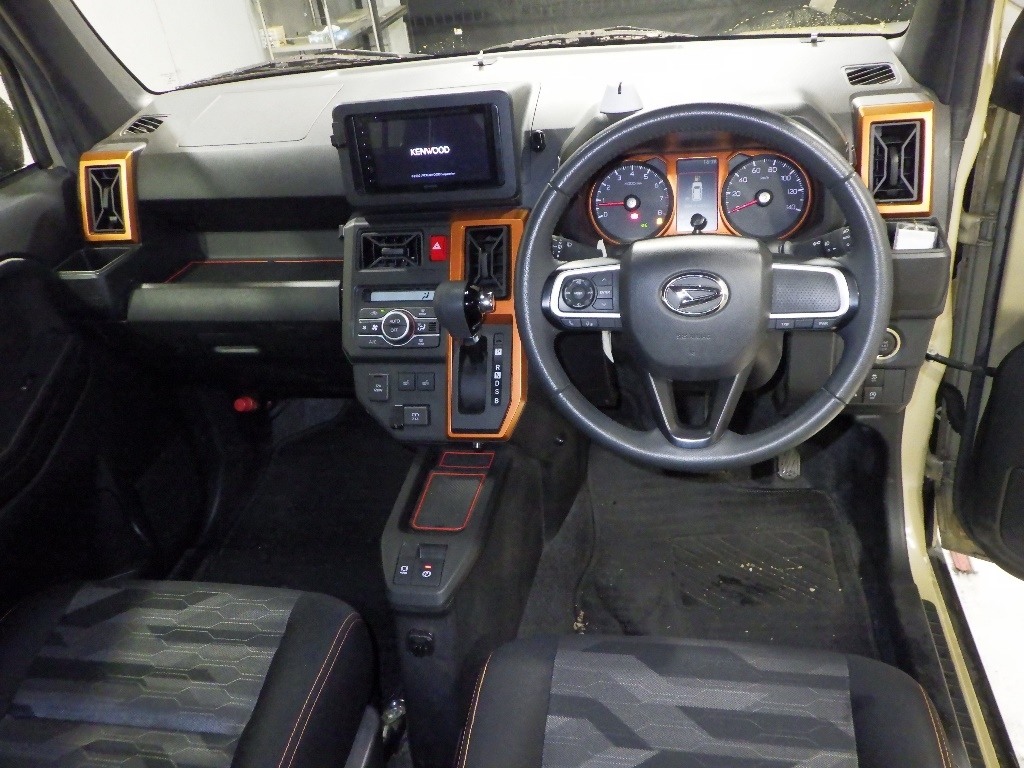 DAIHATSU TAFT
