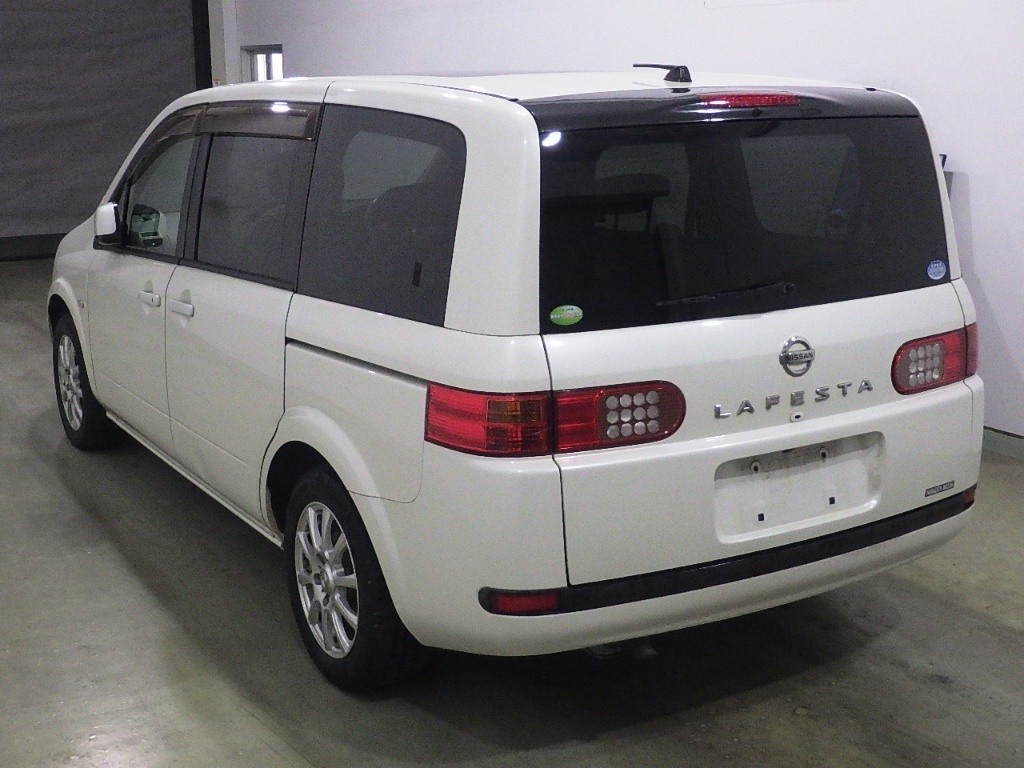 NISSAN LAFESTA