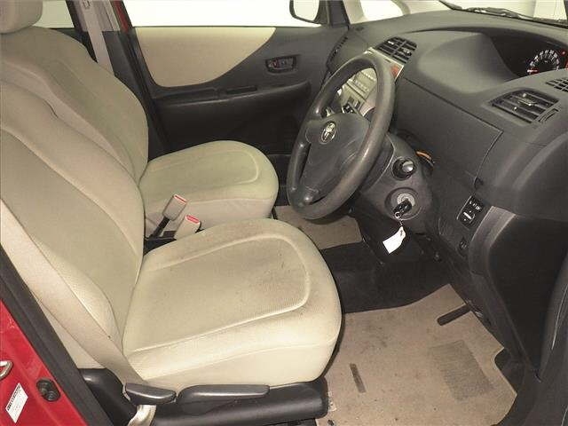 TOYOTA RACTIS