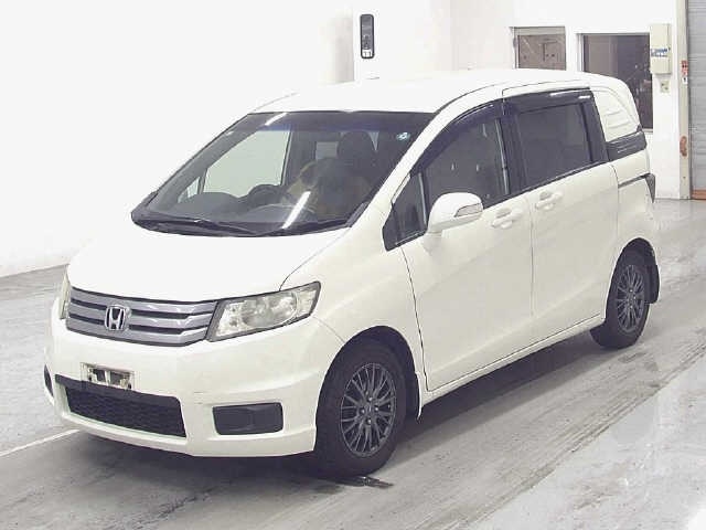 HONDA FREED SPIKE