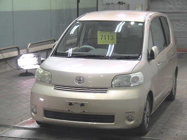 TOYOTA PORTE