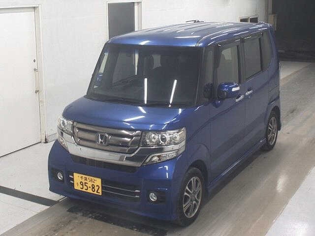 HONDA N-BOX