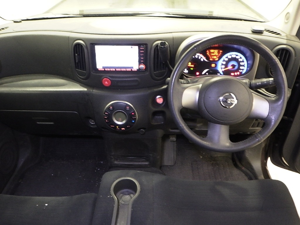 NISSAN CUBE