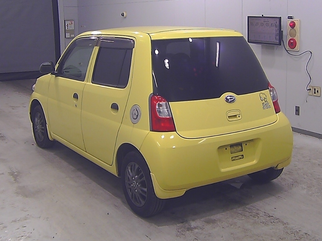 DAIHATSU ESSE
