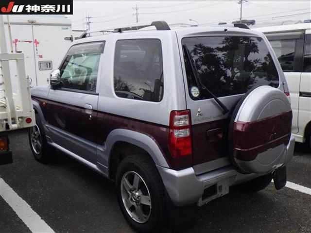 MITSUBISHI PAJERO MINI