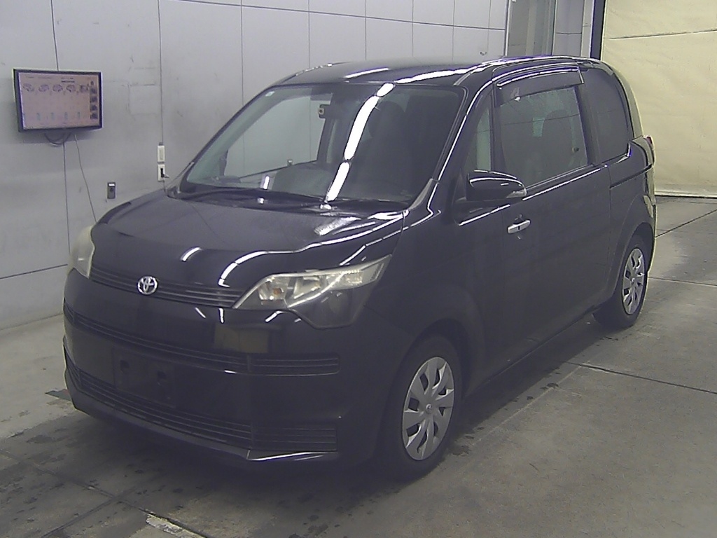 TOYOTA SPADE