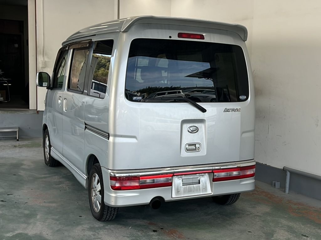 DAIHATSU ATRAI