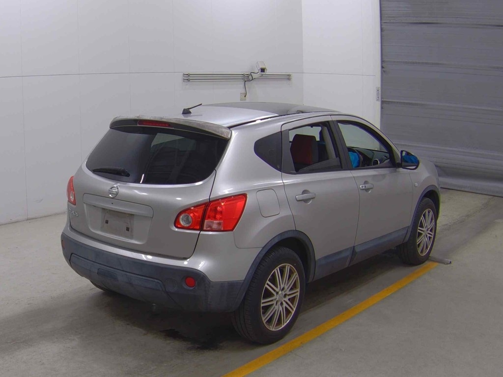 NISSAN DUALIS