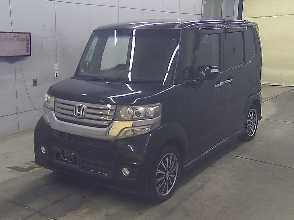 HONDA N-BOX