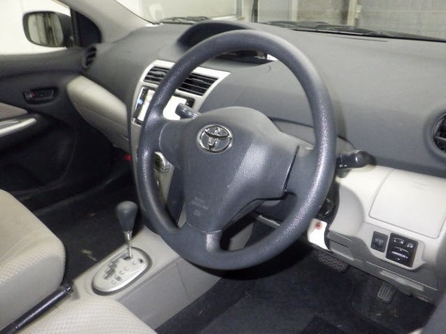 TOYOTA BELTA