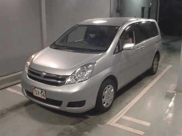 TOYOTA ISIS