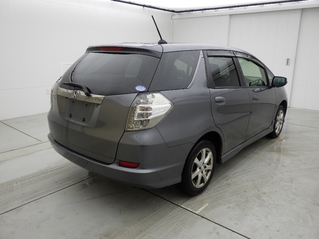 HONDA FIT SHUTTLE