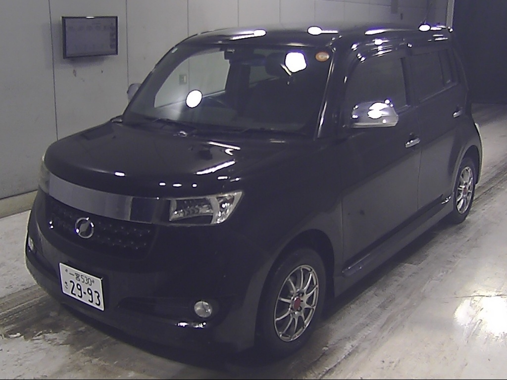 TOYOTA BB
