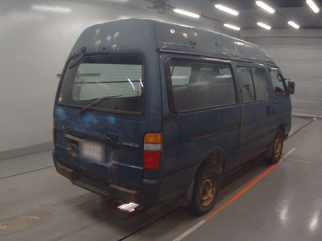 TOYOTA REGIUS ACE