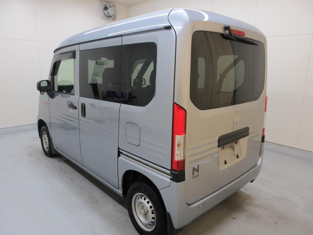 HONDA N-VAN