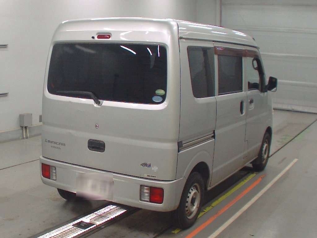 MITSUBISHI MINICAB