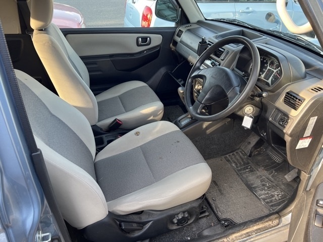 MITSUBISHI PAJERO MINI