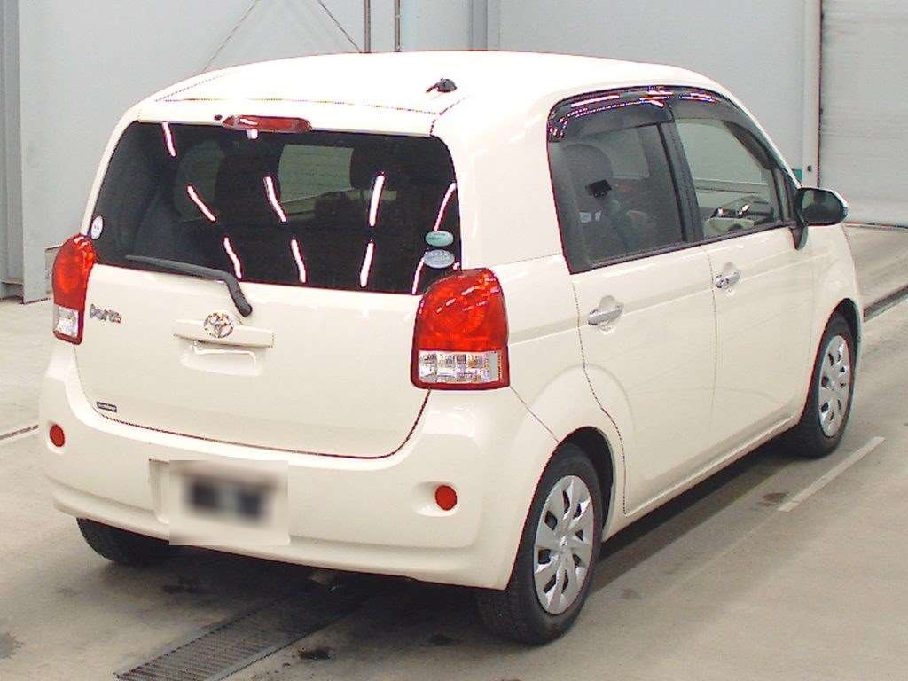 TOYOTA PORTE