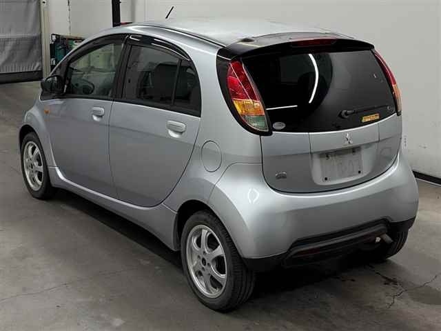 MITSUBISHI I