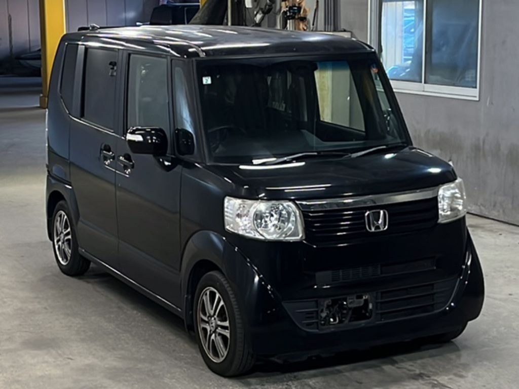 HONDA N-BOX