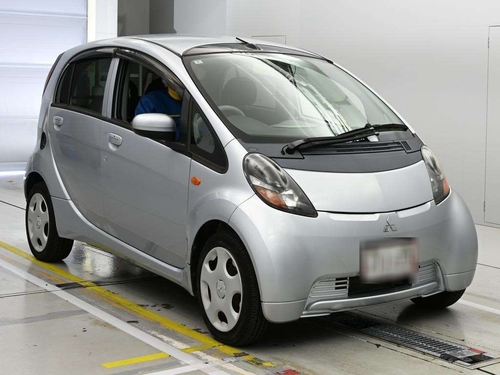 MITSUBISHI I
