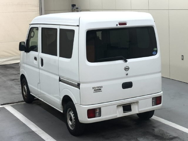 NISSAN NV100 CLIPPER