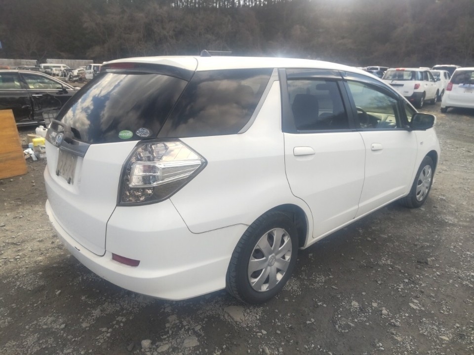 HONDA FIT SHUTTLE