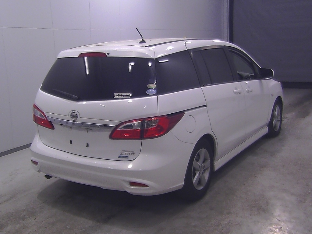 NISSAN LAFESTA