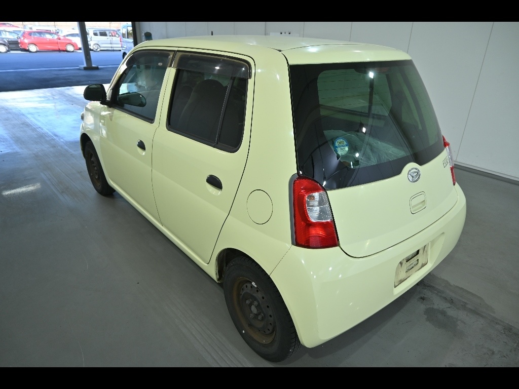 DAIHATSU ESSE