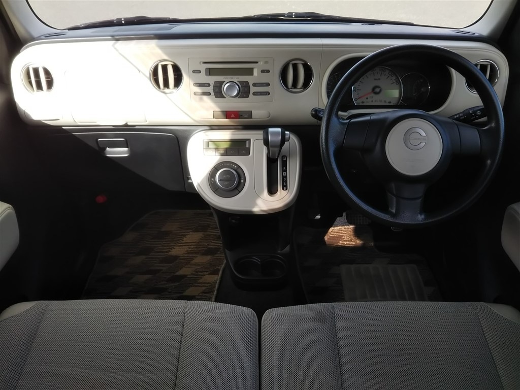 DAIHATSU MIRA COCOA