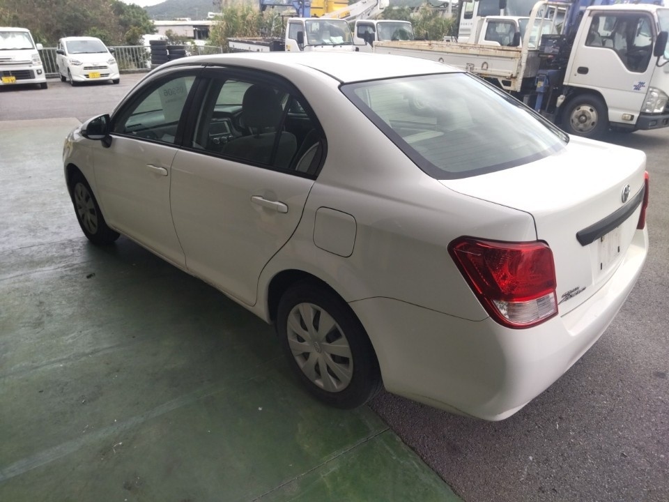 TOYOTA COROLLA AXIO