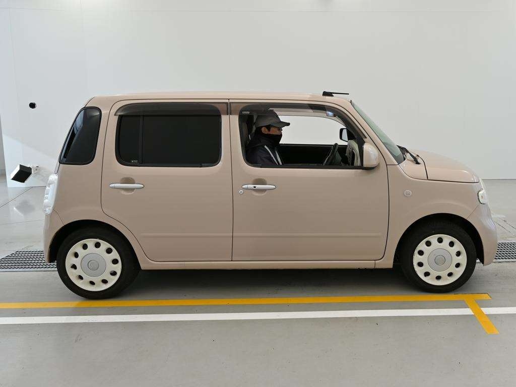 DAIHATSU MIRA COCOA