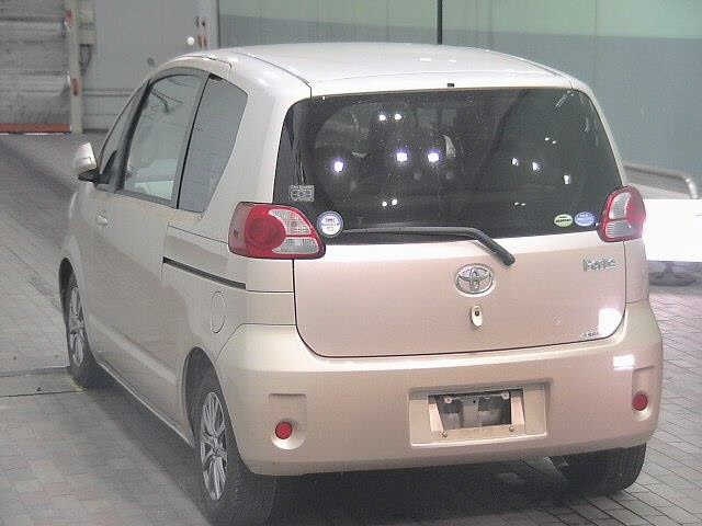 TOYOTA PORTE