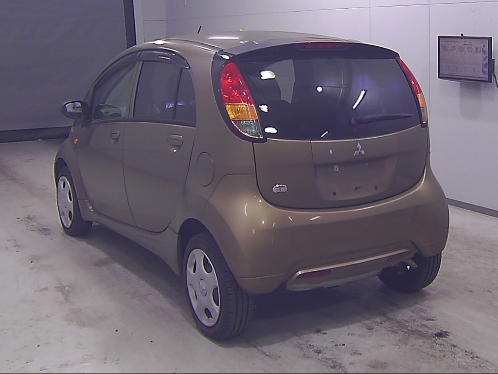 MITSUBISHI I