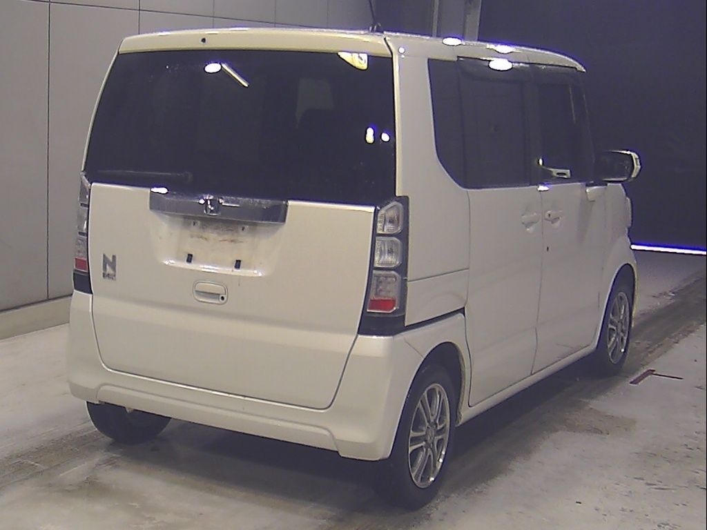 HONDA N-BOX