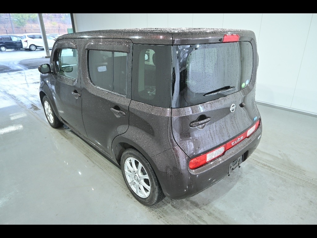 NISSAN CUBE