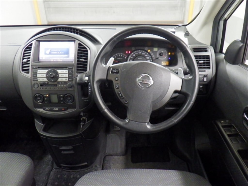 NISSAN LAFESTA