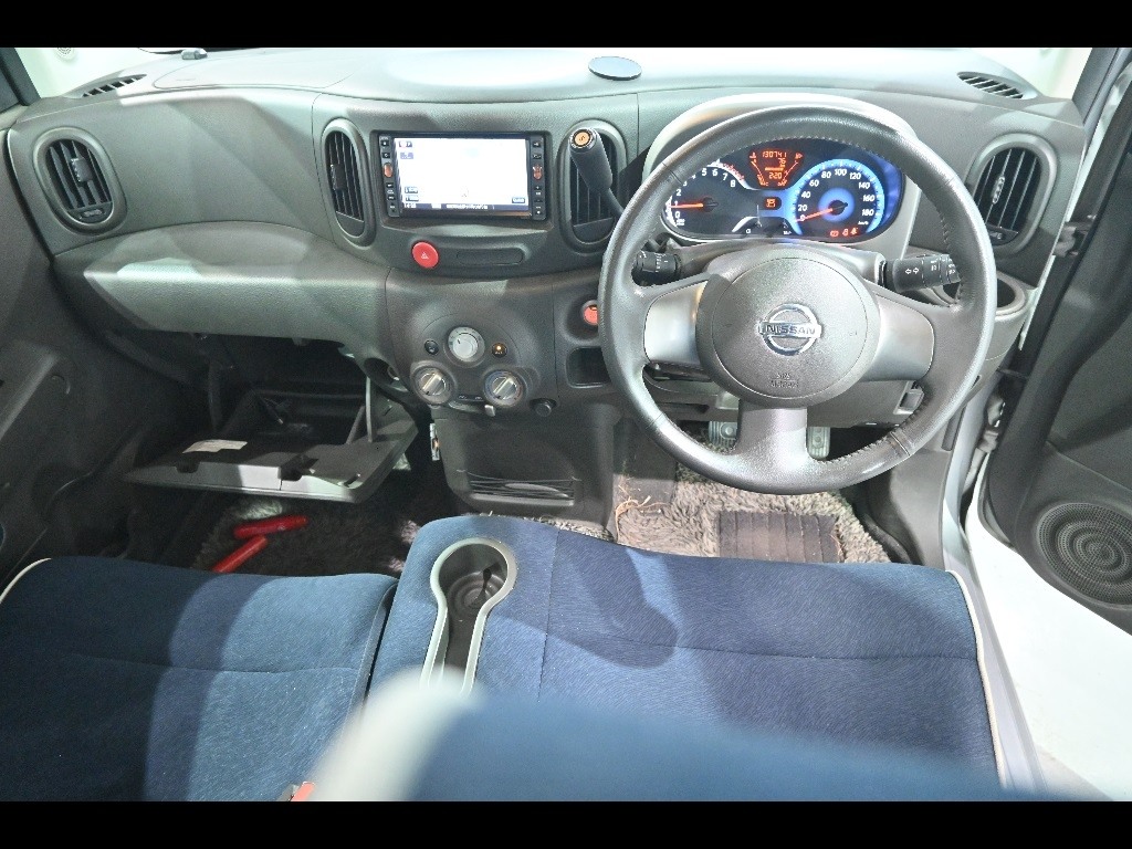 NISSAN CUBE