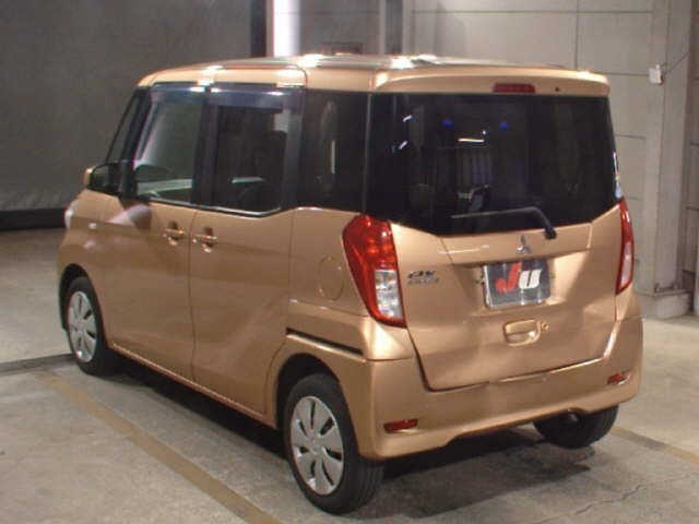 MITSUBISHI EK SPACE