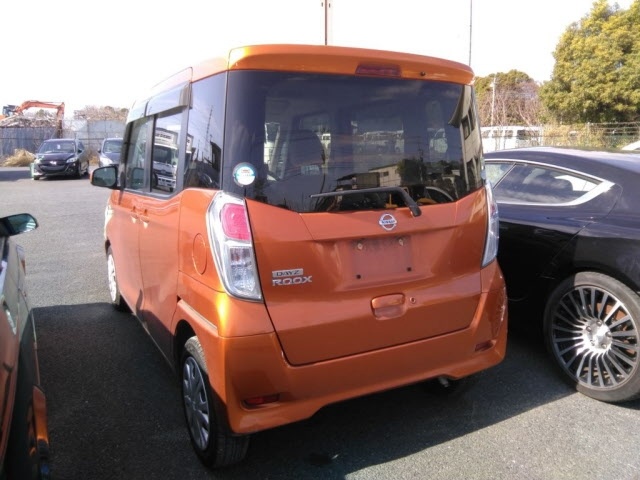 NISSAN DAYZ ROOX
