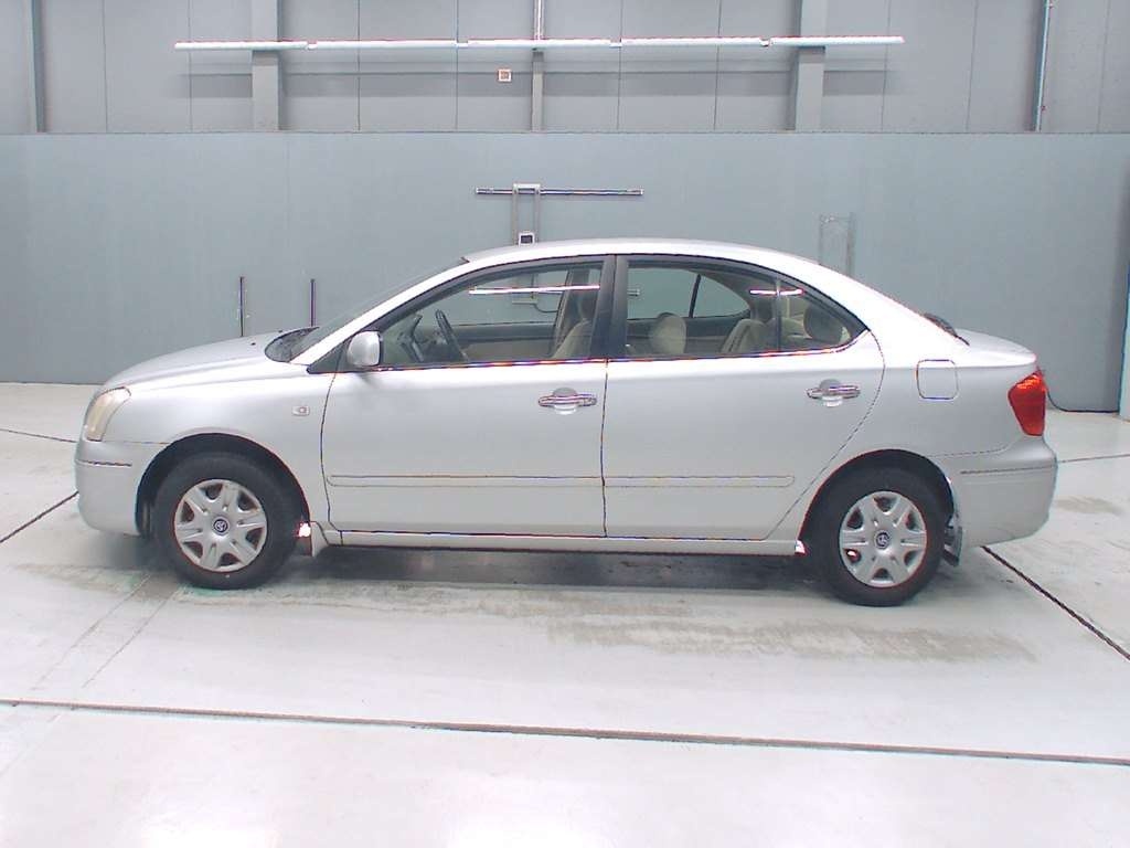 TOYOTA PREMIO